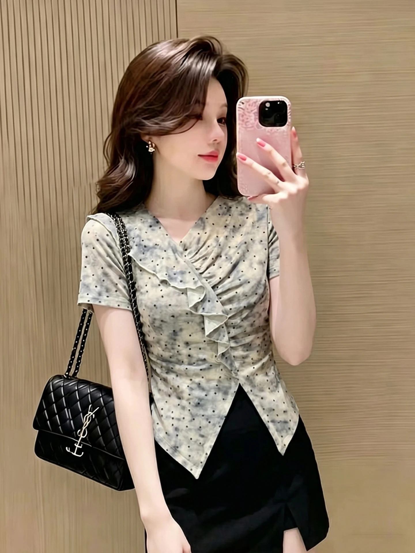 

Elegant Commuter Short Sleeve Design Sense Shirt Stylish Summer Fashion Overhead Base Shirt Elegant Top Women's T-shirt