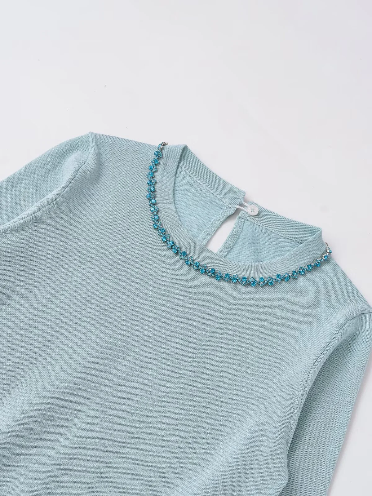 2025, herbst Neue frauen Casual Rundhals Langarm Pullover mit Zurück Split Schmuck Perle Dekoration Gestrickte Pullover