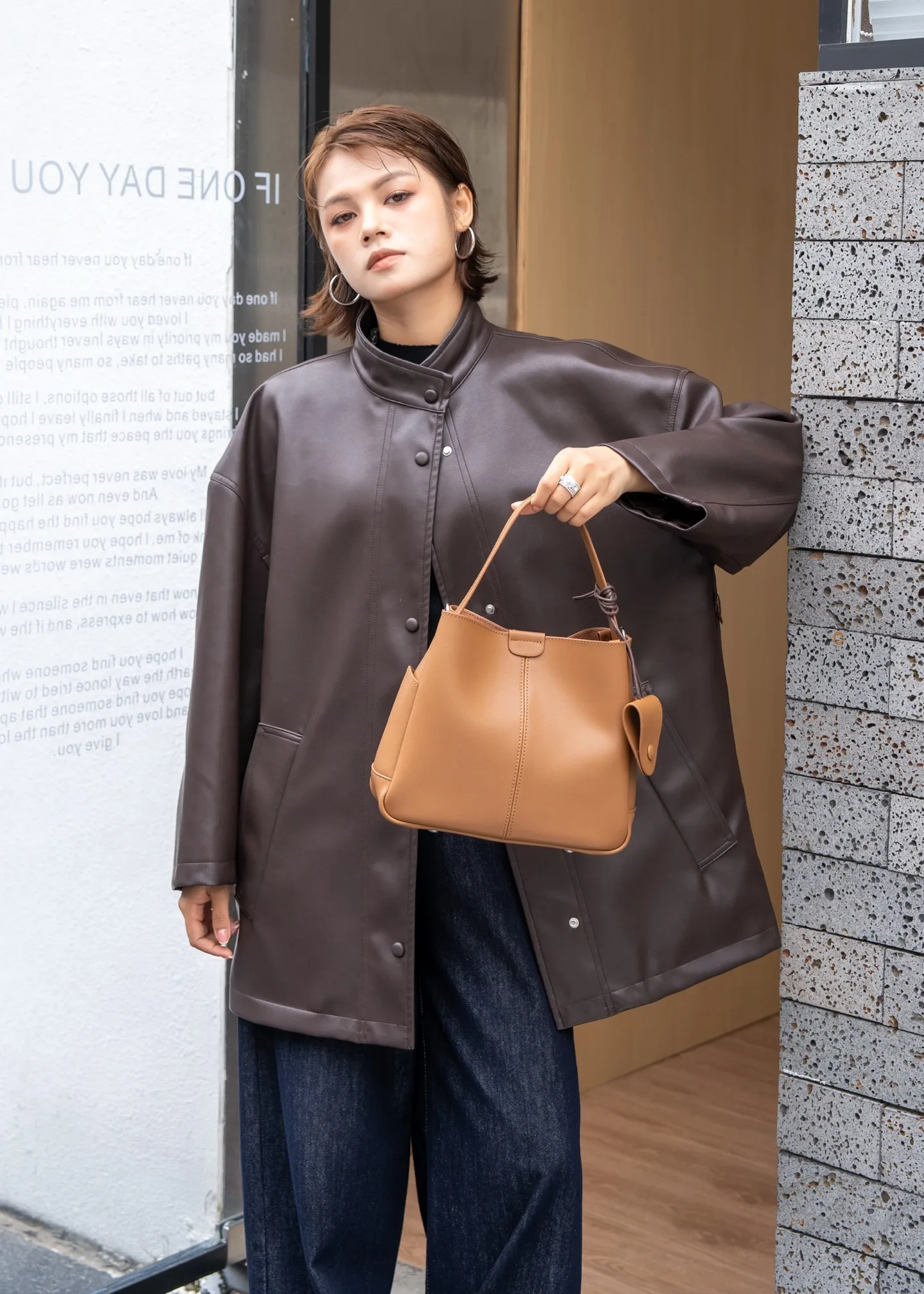2026 New Women Textured Bucket Basket Bag, Versatile Shoulder Crossbody Commuter Handbag