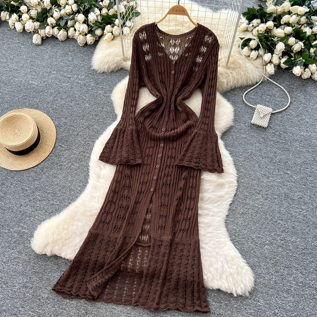 Cárdigan de manga acampanada calado de punto de estilo largo, cubierta de protección solar informal de moda, estilo ajustado para todas las estaciones