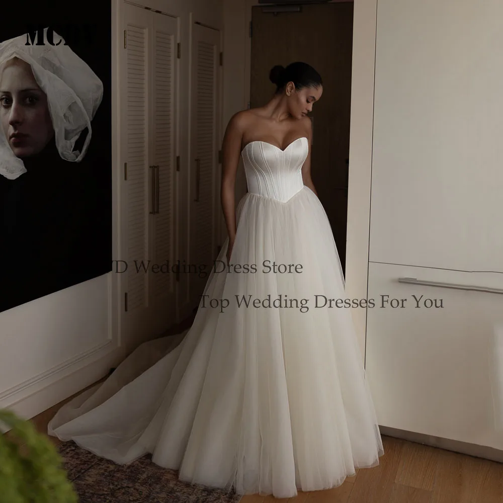 MCDV エレガントなサテンのウェディングドレス プラスサイズ ノースリーブ Aライン ストラップレス ベストド デ ノイバ カスタマイズされたスイープトレイン花嫁ドレス