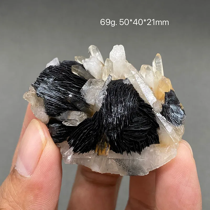 100% natural red and black specularite ore rough mineral specimens cure crystal gems home decoration collections