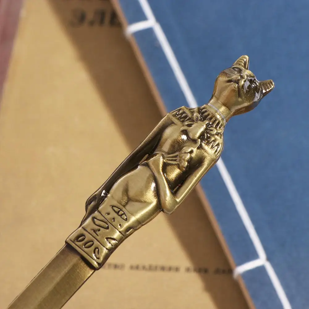 Portable Egyptian Pyramid Pharaoh Envelope Opener DIY Crafts Tool Zinc Alloy Express Opener Ancient Retro Student Stationery