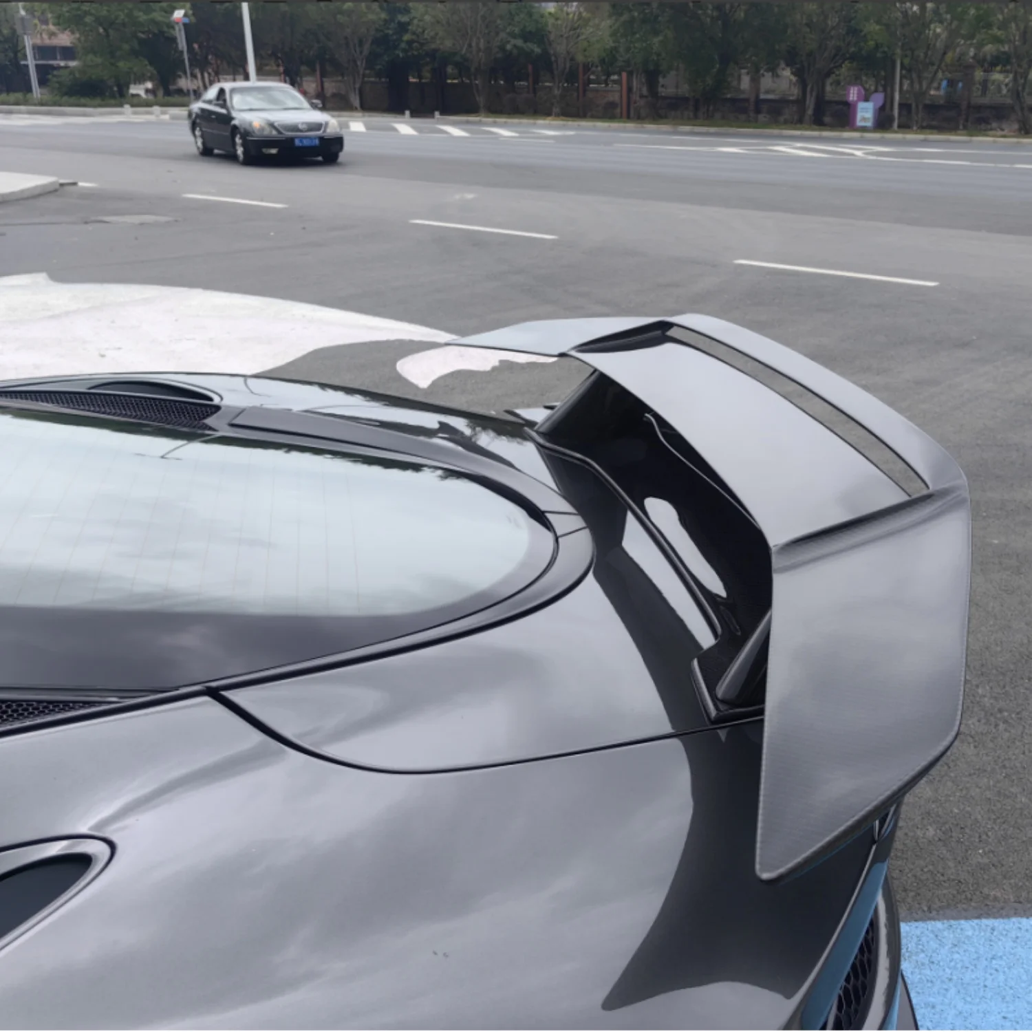 أجنحة سيارة GT الأكثر مبيعًا مناسبة لسبويلر خلفي من ألياف الكربون الجافة McLaren GT #2