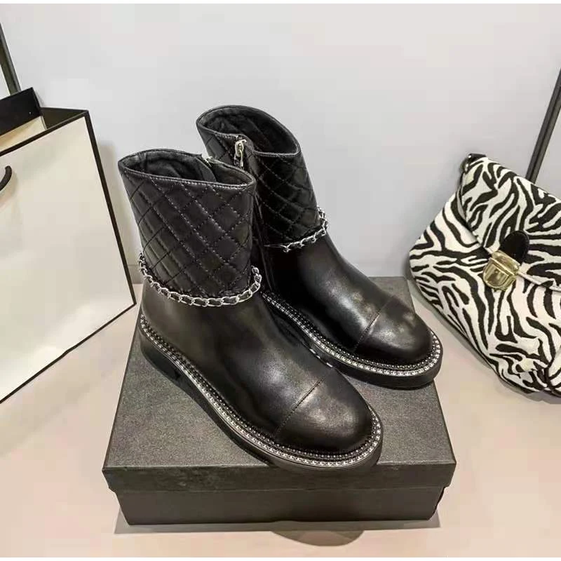 2023 Fashion Luxury Brand Women Ankle Boots High Quality Leather Autumn Mid-Calf Boots Side Zipper Chain New Design Black Shoes