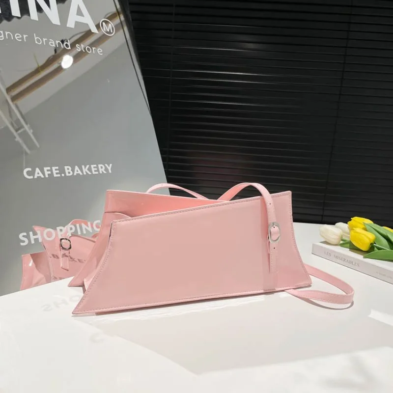 

Women's Messenger Bag Made Of Goatskin Leather Featuring High-End Paris Casual Neat Lightweight Daily Look​