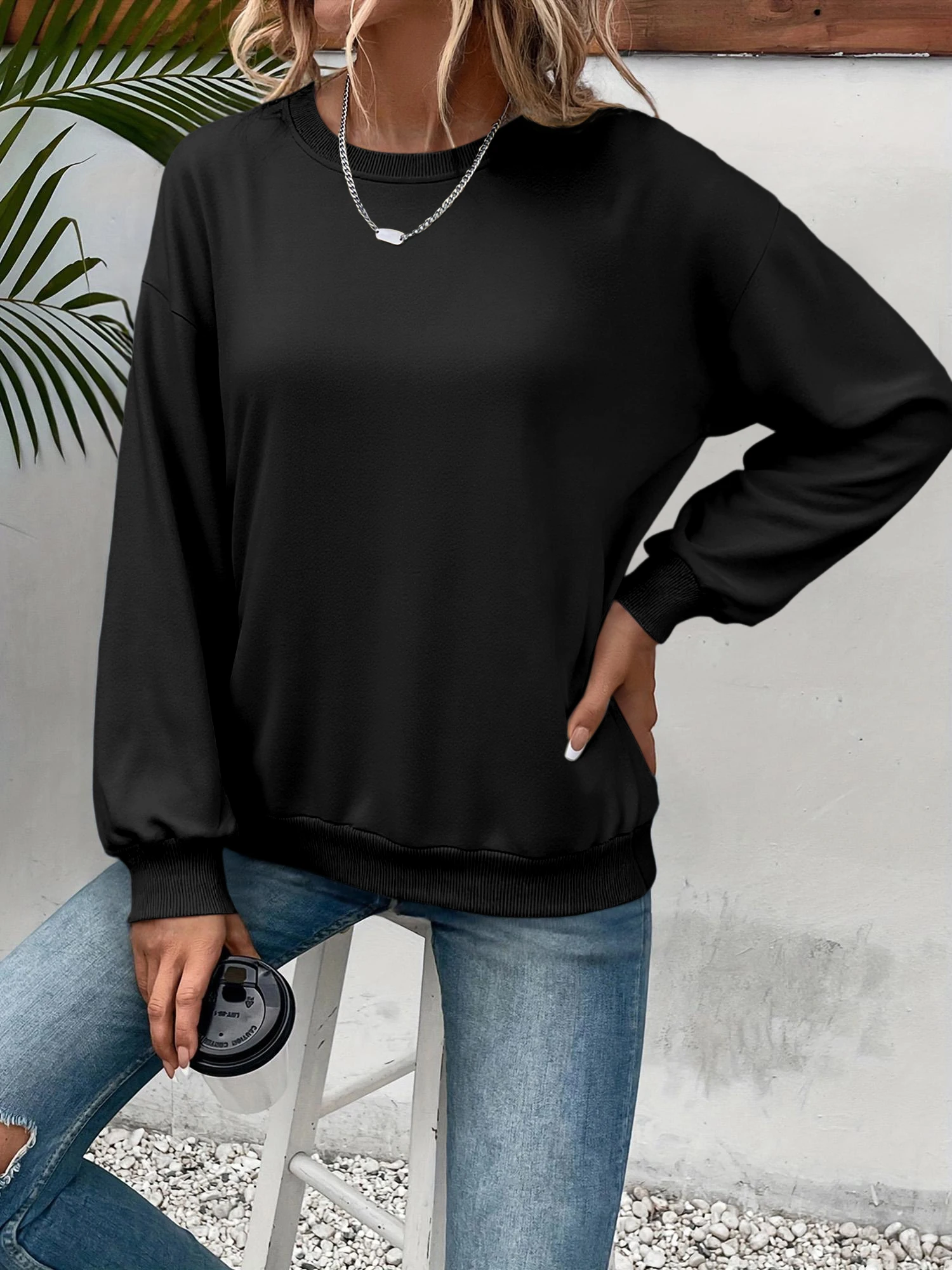 

Женская толстовка с круглым вырезом большого размера (светло-серый/синий/черный) свободного кроя