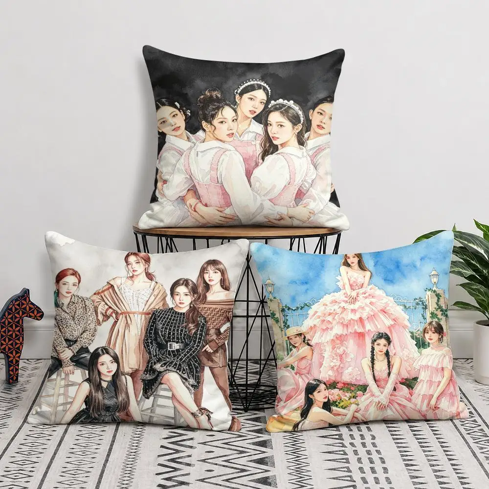 Red V-Velvet Kpop Band Cushion Cover Silky Short Plush Invisible Zipper Dustproof Sofa Pillow Case For Home Decor