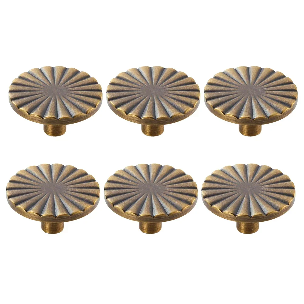 

Creative Home Element Furniture Enhancement Antique Brass Cabinet Handles Flower Pattern Knobs Strong Zinc Alloy