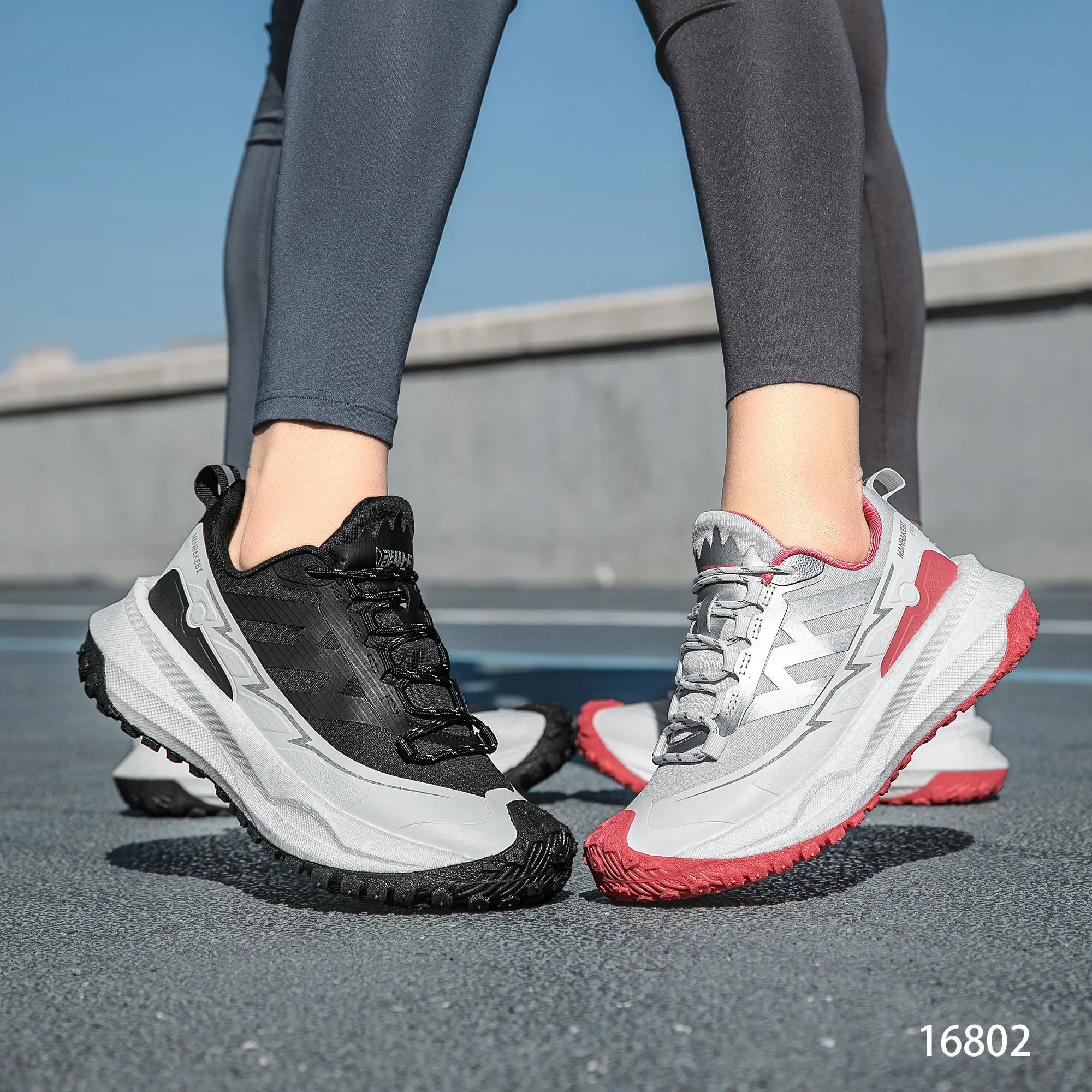 New 2025 Hot Multifunctional Lightweight Walking Shoes Multicolor High Top Running Shoes for Men and Women Very Good