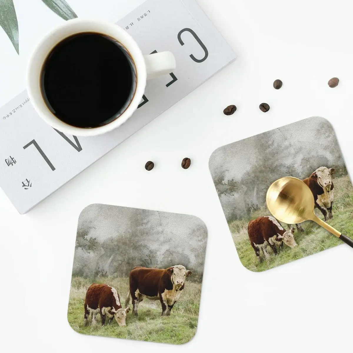 Conjunto de 6 Porta-Copos e Jogos Americanos de Couro PVC com Estampa de Aquarela de Touro e Vaca Hereford para Casa, Cozinha e Sala de Jantar