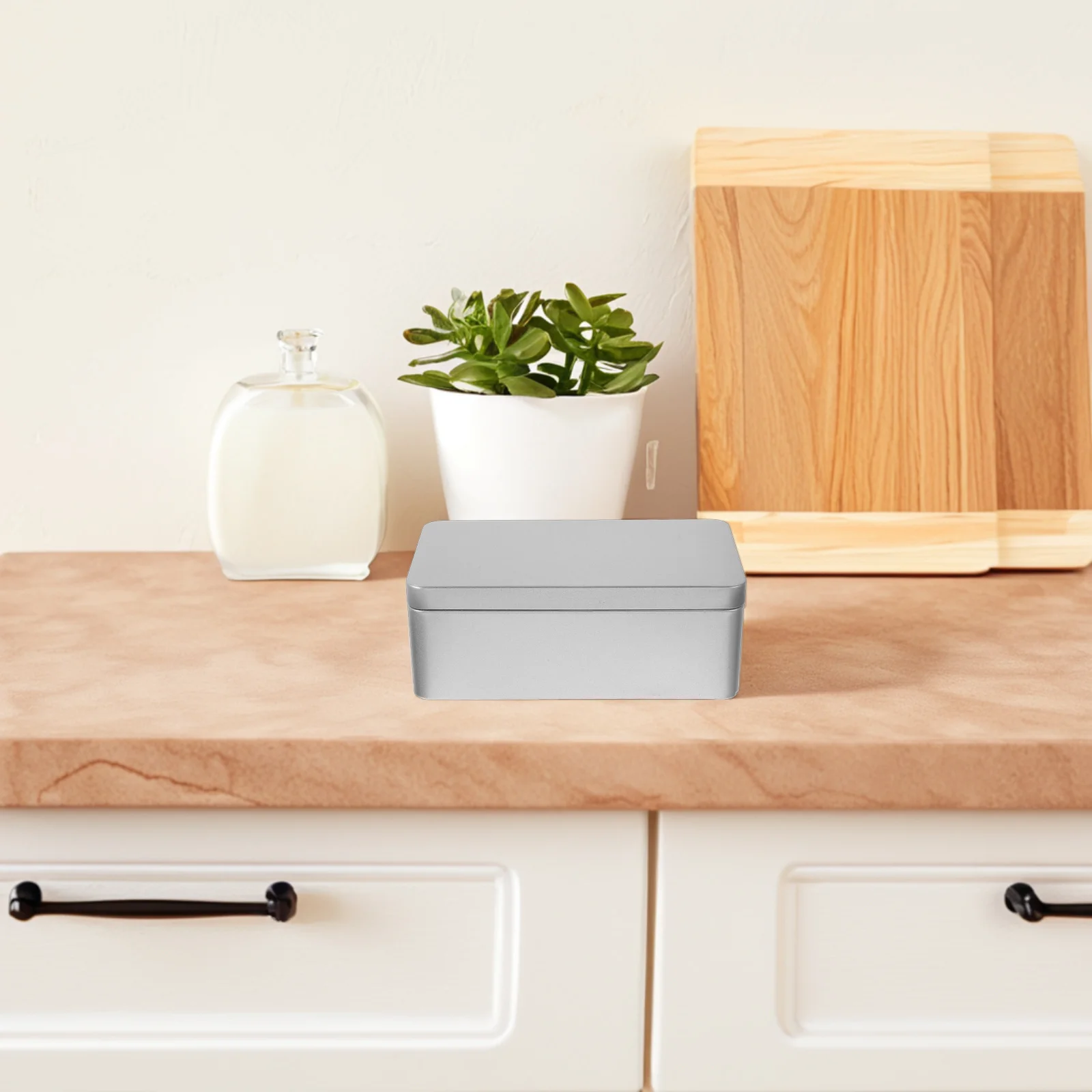 

Large Capacity Rectangular Tinplate Storage Box Metal Container Silver Moisture Resistant Home Kitchen Organizer Candy Cookies