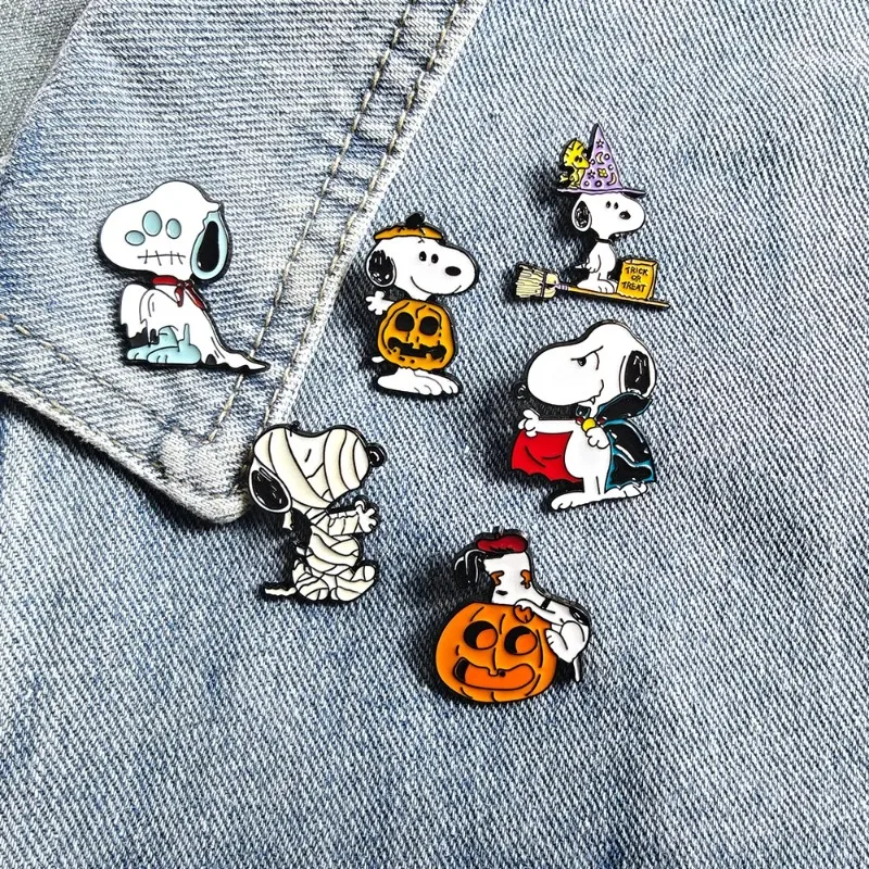 NEW HOT 6Pcs/Set Cute Cartoon Dog Snoopy Brooches Kawaii Lapel Pins for Backpacks Hats Gifts for Firends Halloween Enamel Pins