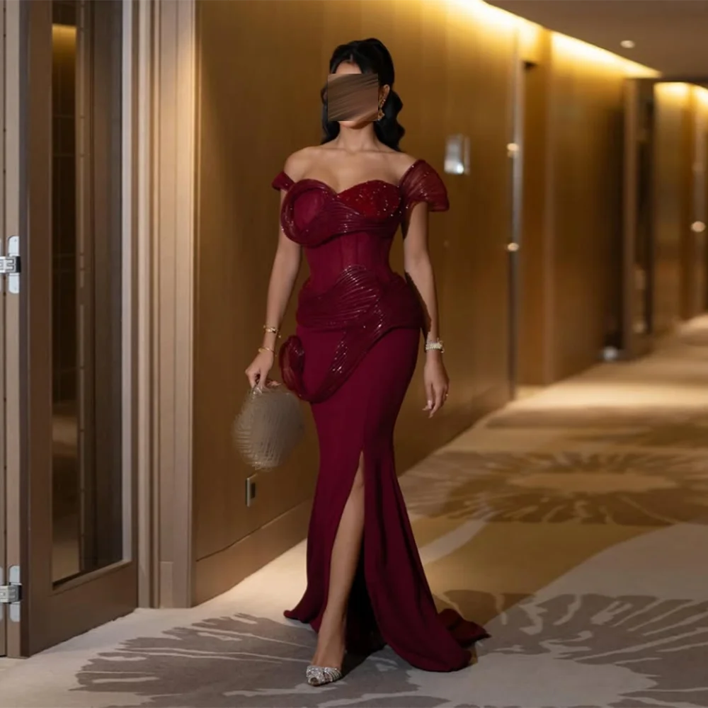 カスタマイズされた恋人フォーマルイブニングドレスプリーツバックレスビーズサイドスリットマーメイドウエディングドレススイープトレインロングパーティードレス