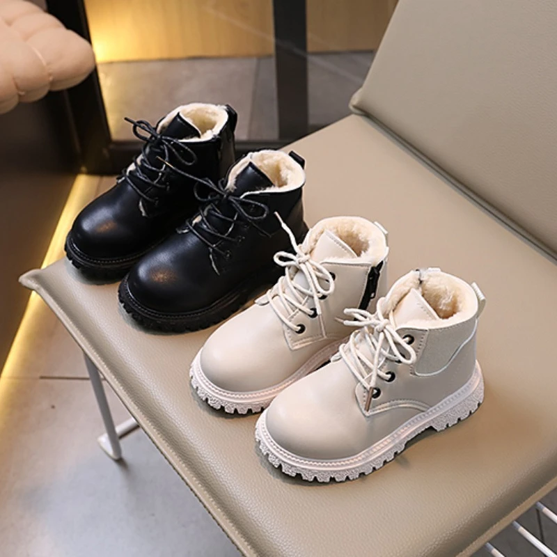 

2025 Children's Winter New Wool British Boots, Boys' Side Zipper Soft Bottom Cotton Boots, Girls' Front Strap Shoes