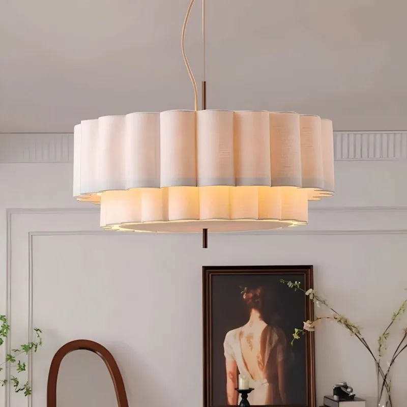 ثريا غرفة المعيشة على الطراز الفرنسي الكريمي بإضاءة رئيسية لغرفة الطعام في القرون الوسطى ثريا قماشية مبتكرة لغرفة النوم #1