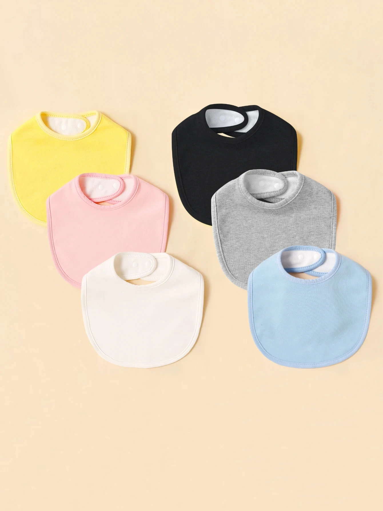 

3pcs random baby scarf soft cute and comfortable newborn solid color nursing saliva towel Child Accessories