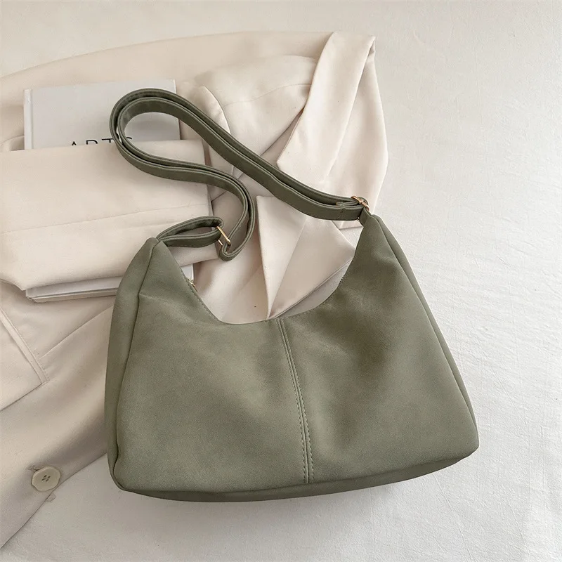 

Designer luxury bag high quality women handbag classic elegant style durable shoulder design suitable for travel shopping or off