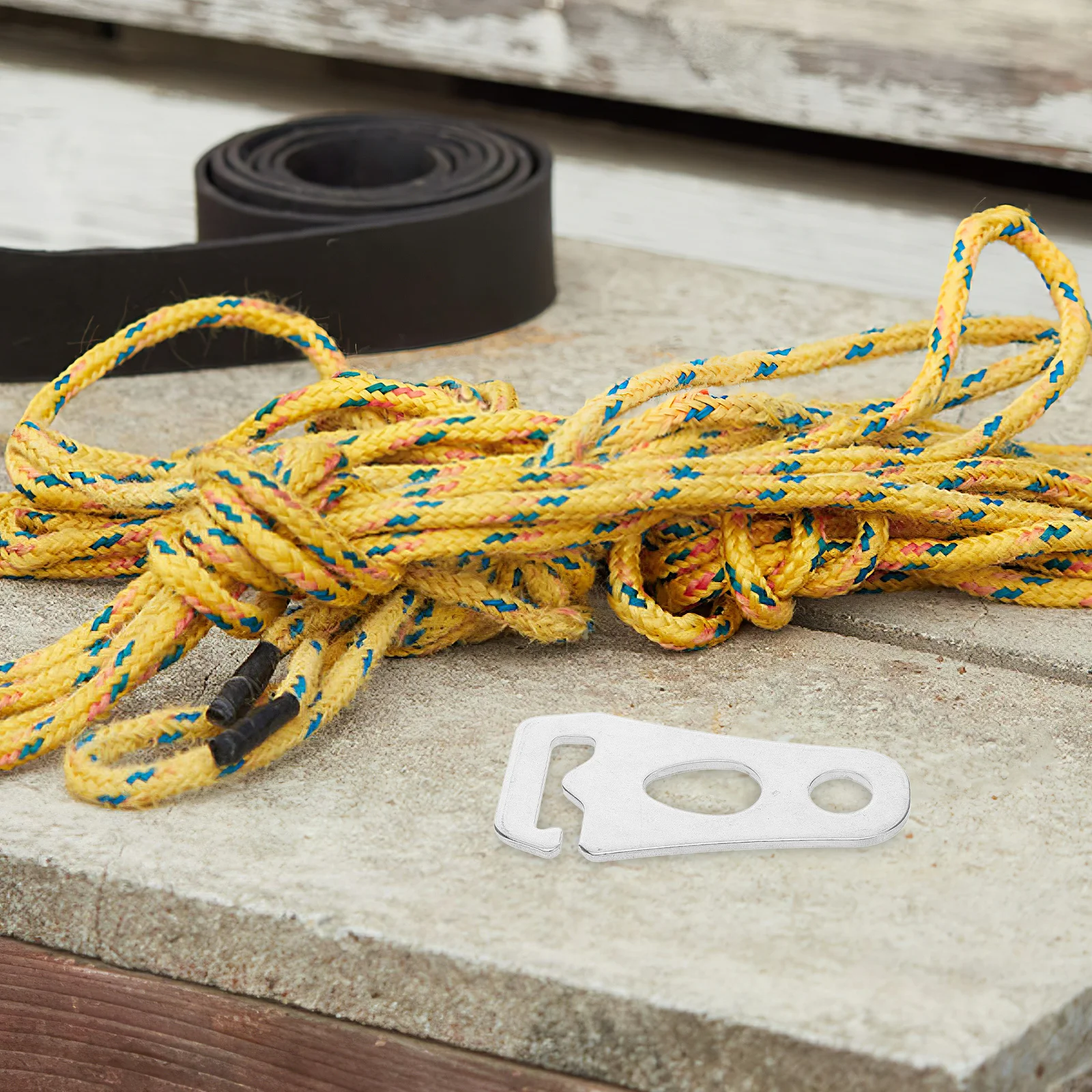 

Lightweight Tent Lines Tensioner Stainless Steel Rope Fastener for Camping Outdoor Windproof Setup Wear-Resistant Design