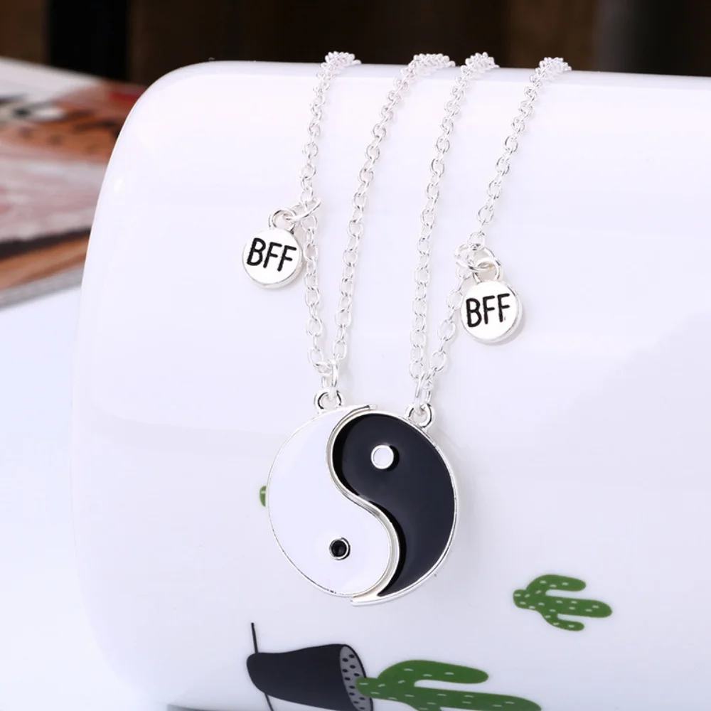 2Pcs/set Best Friend Taichi Magnetic Pendant Necklaces Retro Couples Friendship Adjustable Geometric Jewelry Accessories Gift