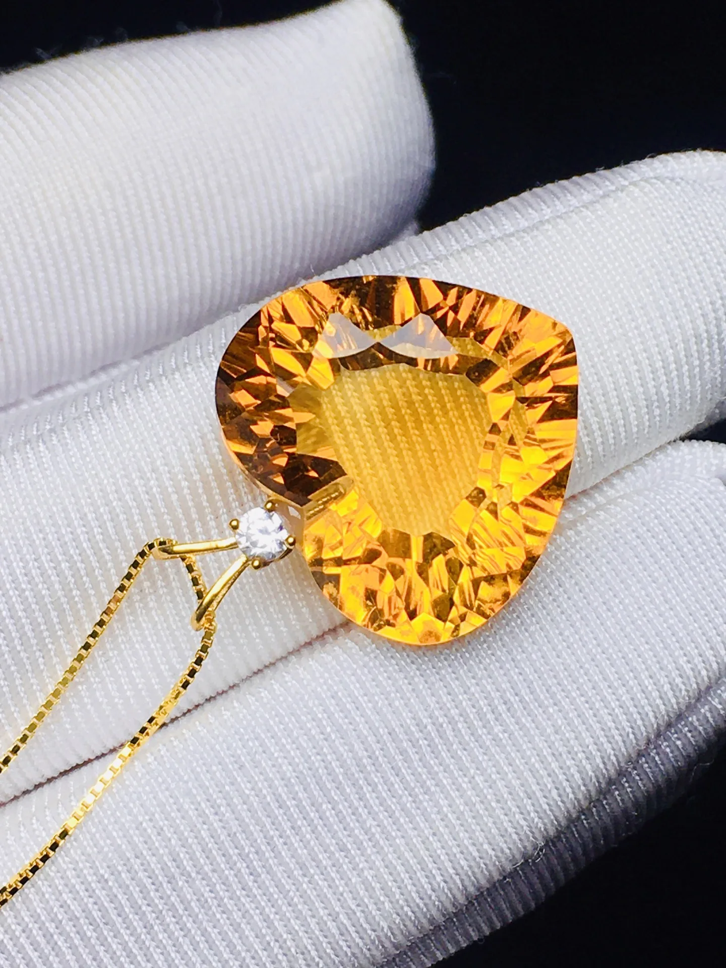 

Ожерелье с подвеской из натурального желтого цитрина для женщин, женский бразильский кварц, подарок для красоты, кристалл, золото 18 карат, 16 мм, бусины, ювелирные изделия AAAAA