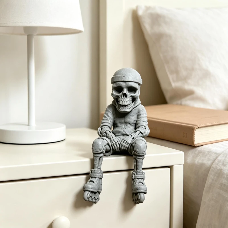 Gothic Sitting Roller Skate Skeleton Statue 3D Printed Street Style Skull Mini Figurines Desktop Nightstand Ornaments Edge Decor