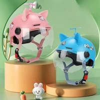 Casco de montar para niños, aspecto Adorable ajustable, ultraligero, absorbente de golpes, ABS, monopatín para niños pequeños, casco de seguridad para bicicleta para chico