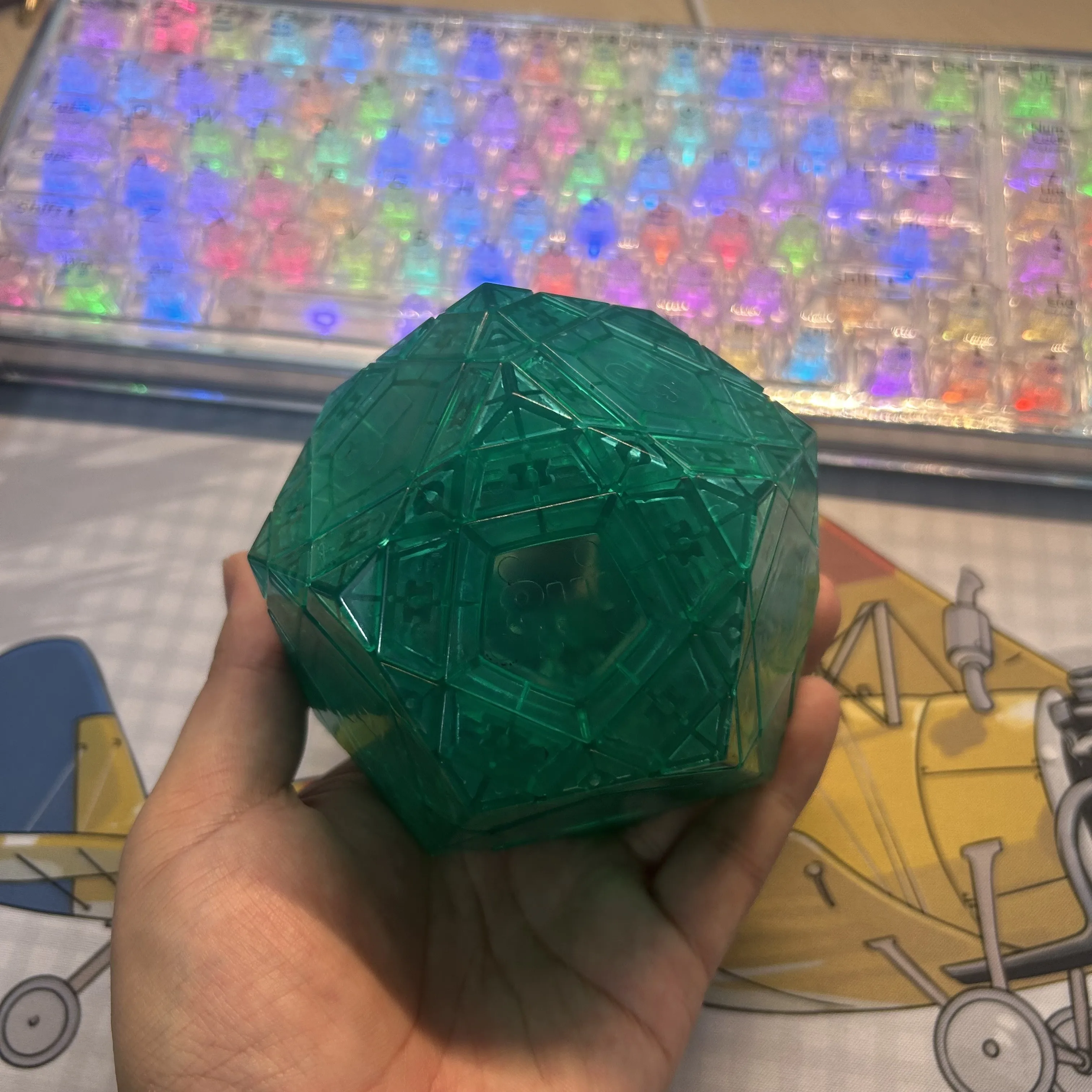 Limited Edition Megaminxes Puzzle Cube MF8 3x3 Magic Cube 12 Faces Dodecahedron Educational Toys Green Cube for Children Gifts