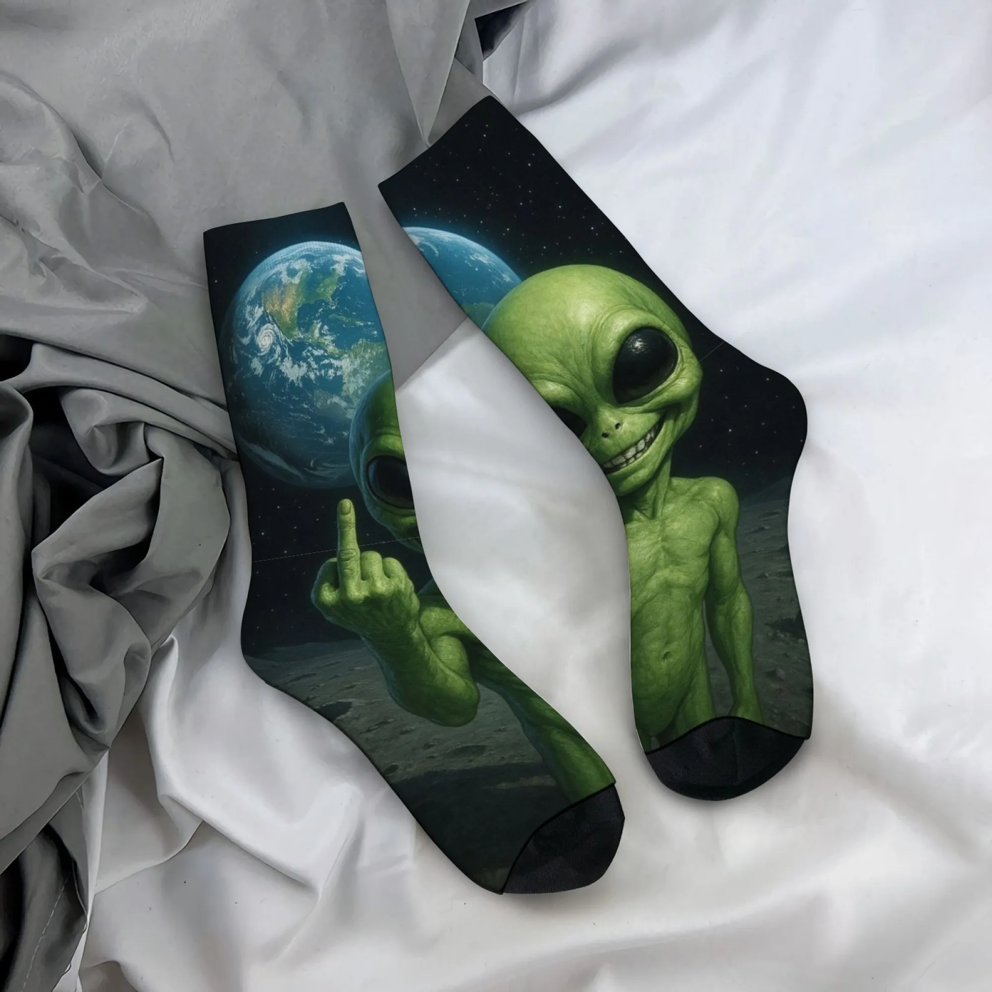 

Happy Sci-Fi Alien Novelty Funny Men's Socks Retro Fashion Street Hip-Hop Socks Gift Breathable Non-Slip Casual Sports Socks