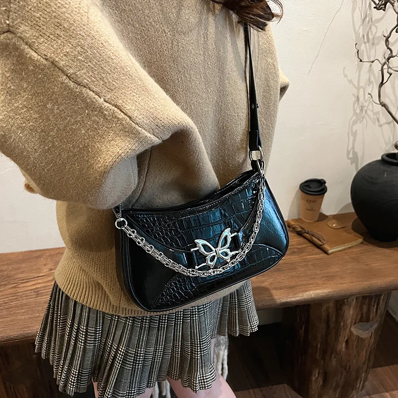 Casual niche sense chain bag female temperament hundred senior sense handbag tide underarm bag butterfly decoration