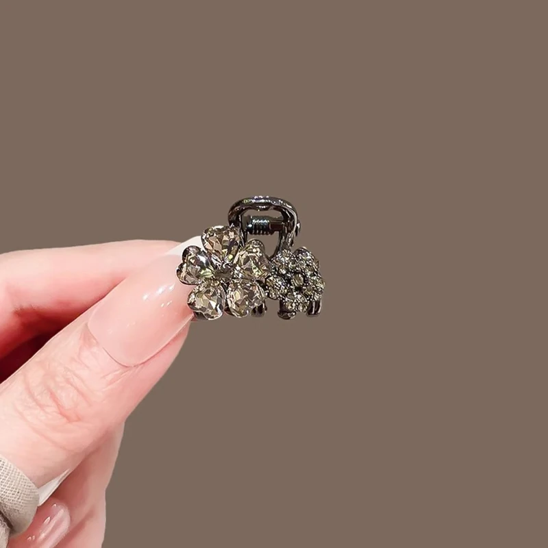 Exquisite Rhinestone Flower Small Hair Clip High-end Women's Bangs Side Hair Claw Alloy Korean Style Fashion Hair Accessories