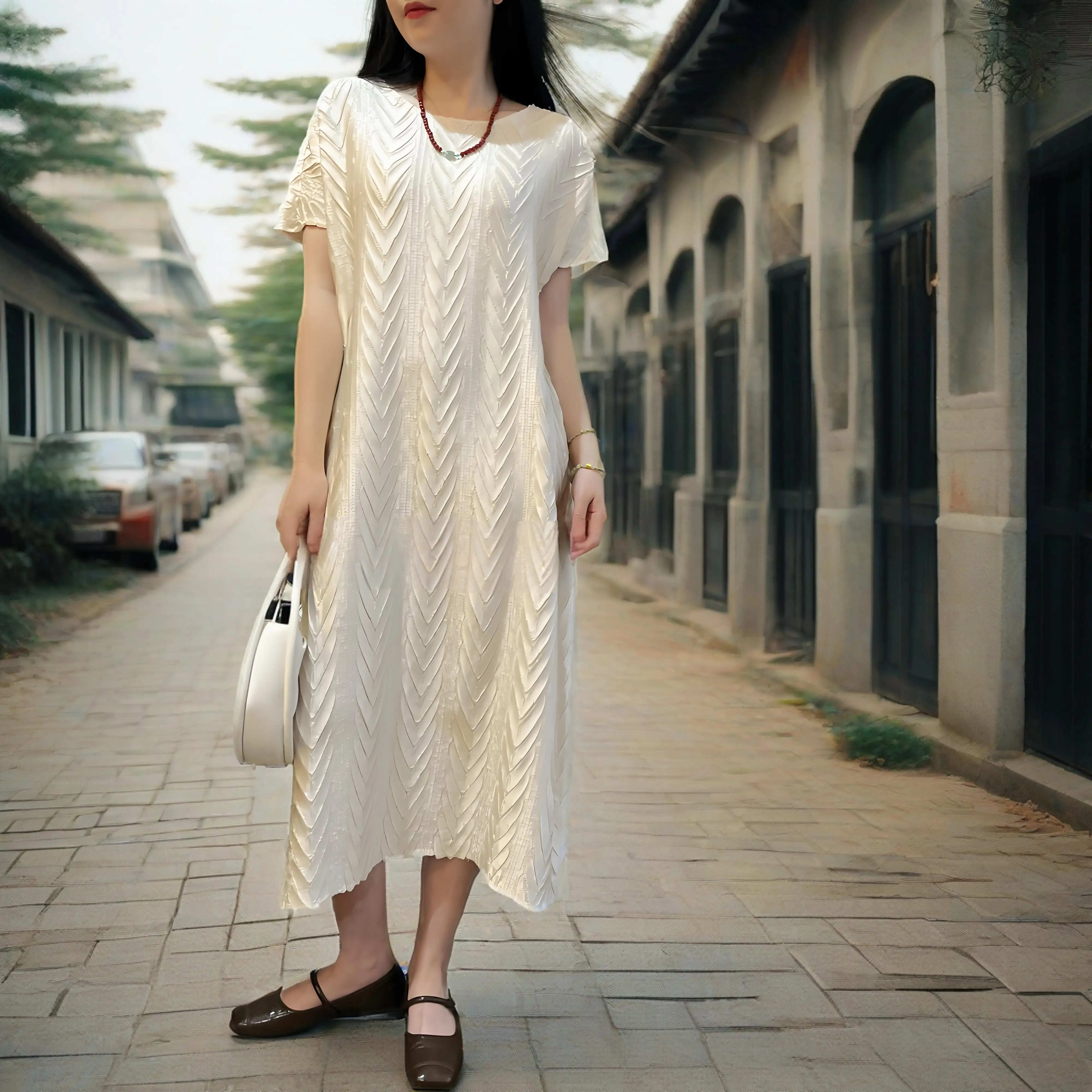 

Miyake's New Spring and Summer Pleated Dress Design Sense Niche Round Neck Loose Solid Color Commuting Versatile Casual Dress