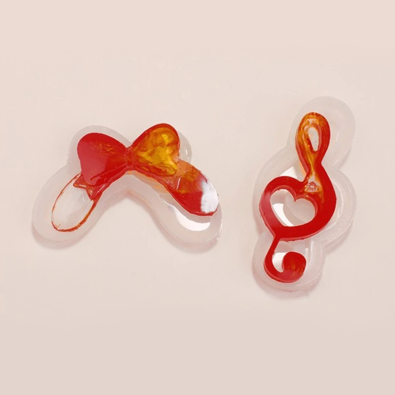 

Галстук-бабочка с подвижными кристаллами