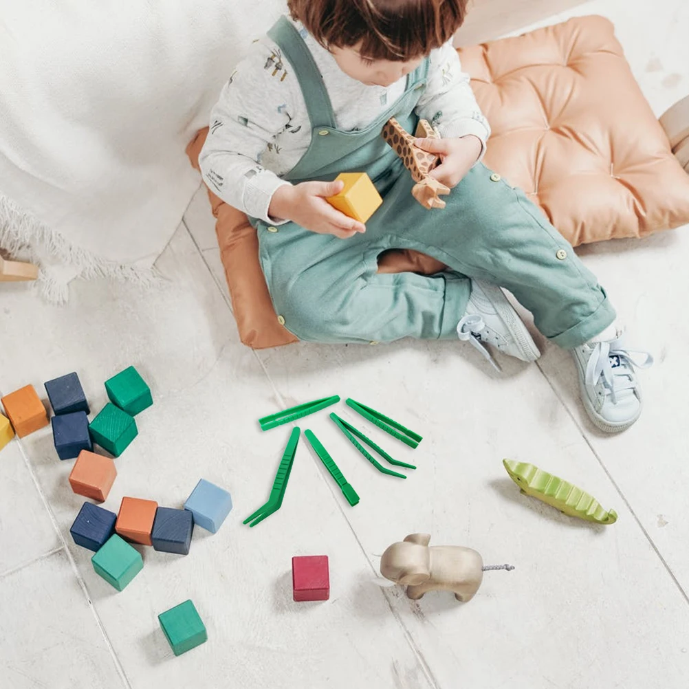 6-teilige Kinderpinzette aus Kunststoff für die frühes Lernen, Entwicklung der Feinmotorik, sensorisches Spielen, Sortieraktivitäten, Bastelperlen