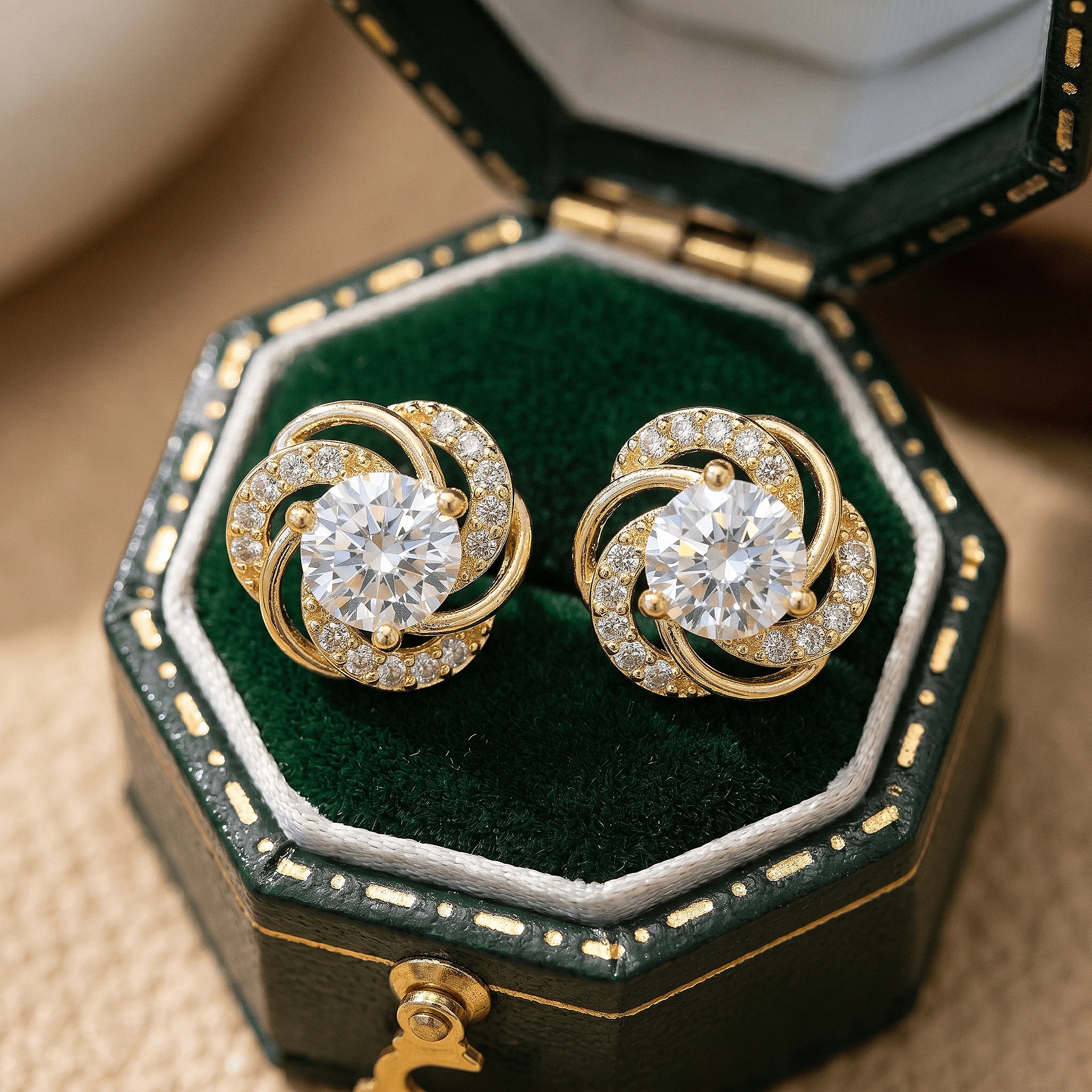 1 Pair French Luxury Interwoven Spiral White Zircon Flower Stud Earrings for Women Daily Dating Versatile Jewelry Gift for Birth