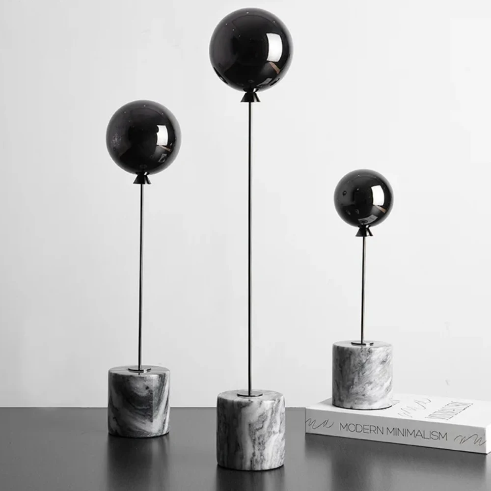 Balloon Sculpture Natural Marble Base Metal Ornaments Living Room Statue Home Accessories Ornaments Crafts Ornaments Small Model