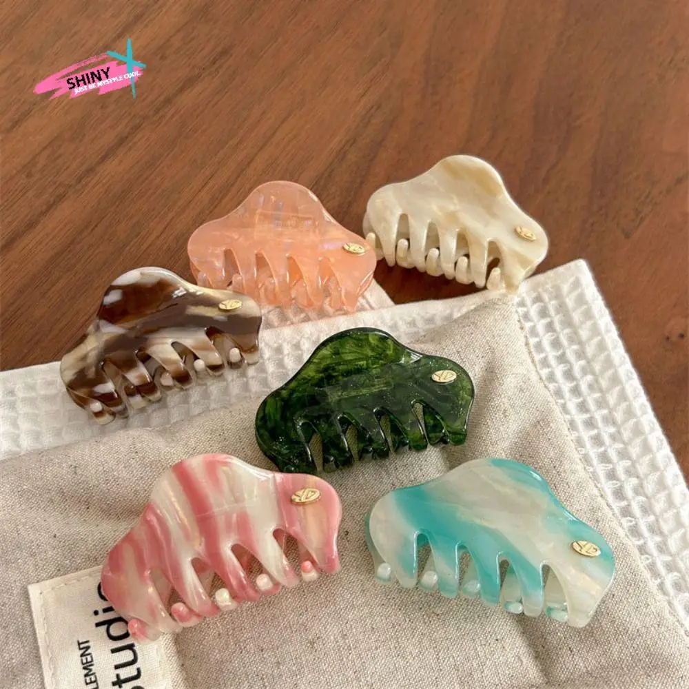 

Fashion Sweet Fresh Acetate Hair Claw Colorful Geometry Cloud Shape Shark Clip Hairpin Headwear Hair Clip Travel
