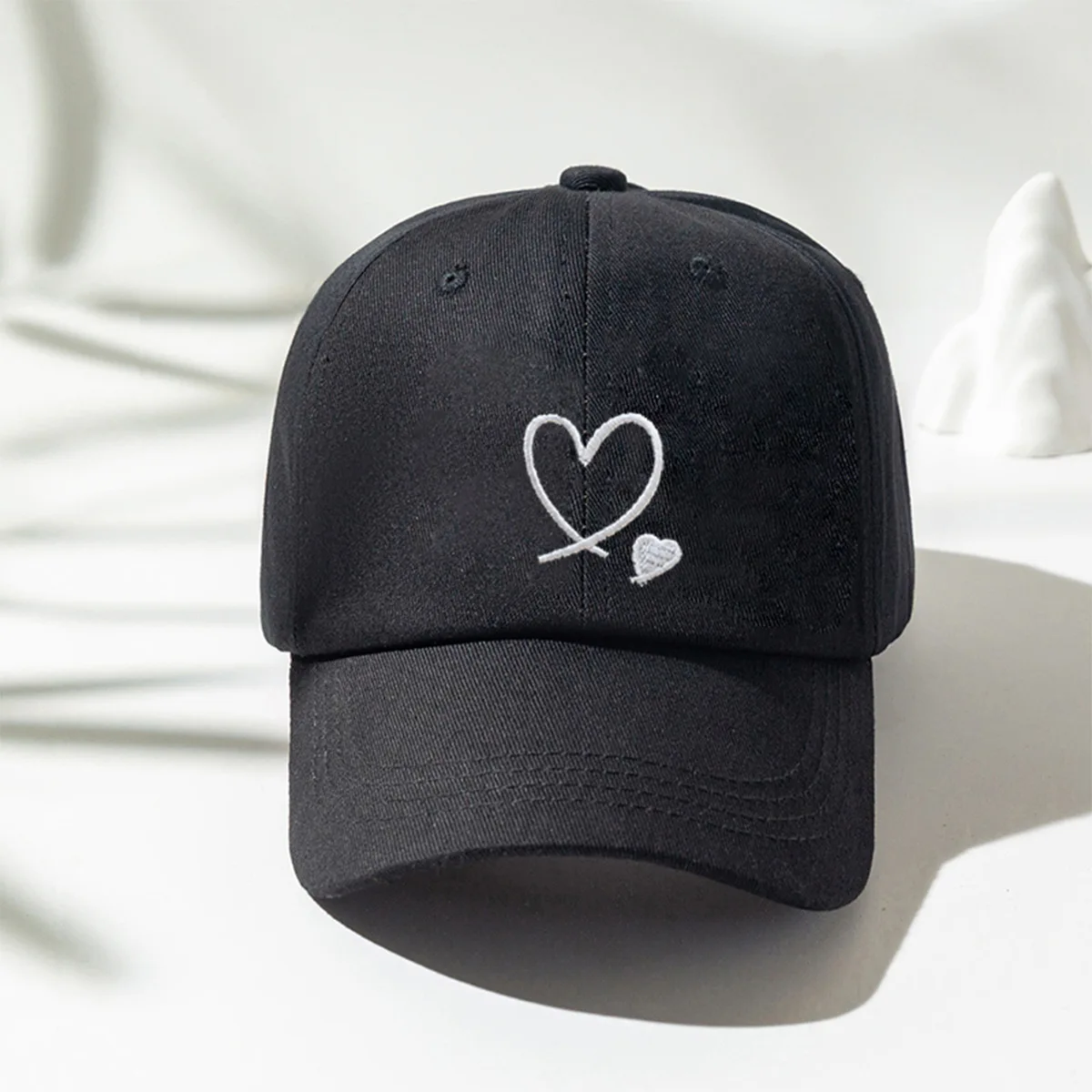 Embroidered Love Customized Pure Cotton Baseball Hat for Men and Women Outdoor Sunscreen Soft Top