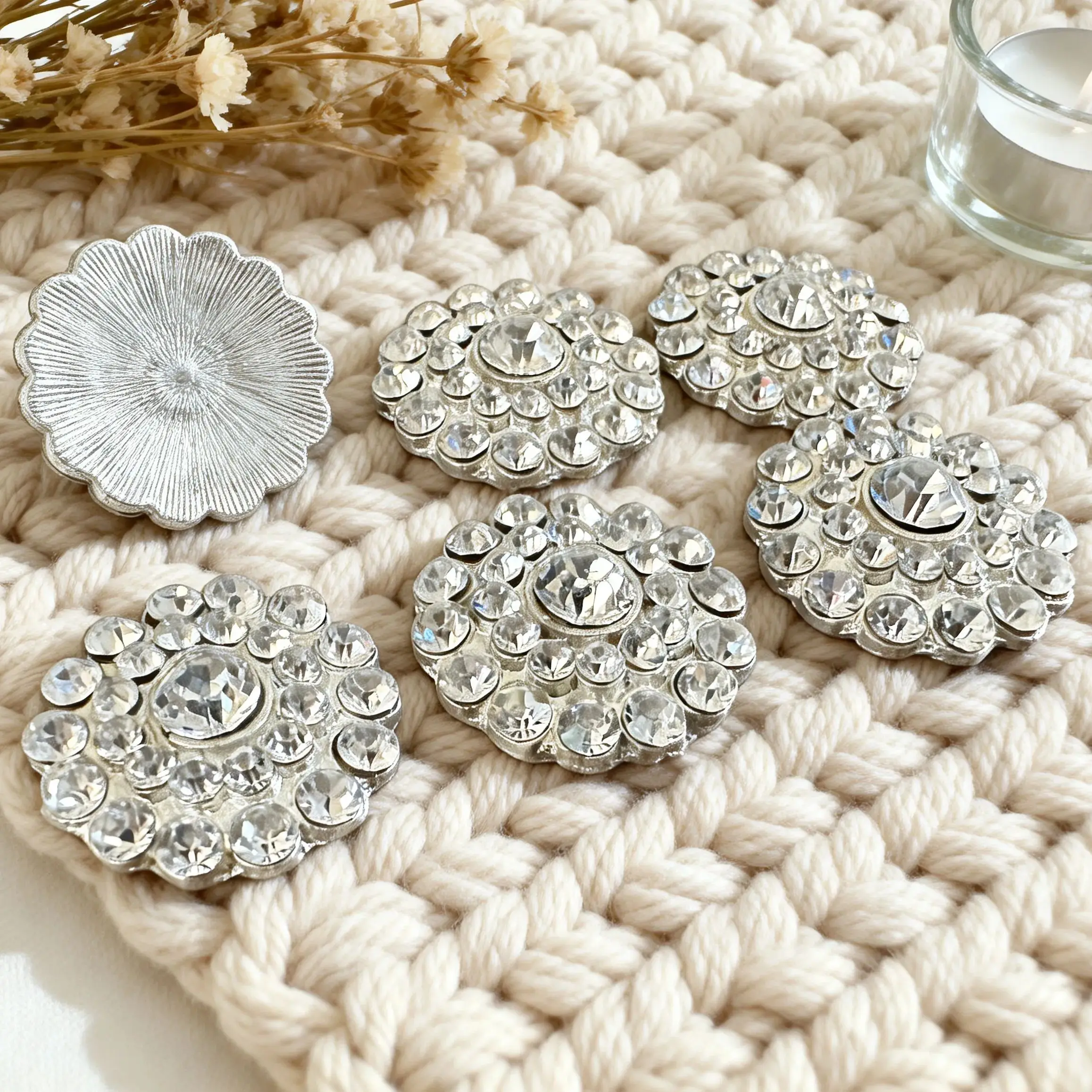 

4Pcs/Lot Vintage Luxury Rhinestone Flatback Buttons,Embellishments for Handmade Hair,Clothing Accessories & Wedding Decoration