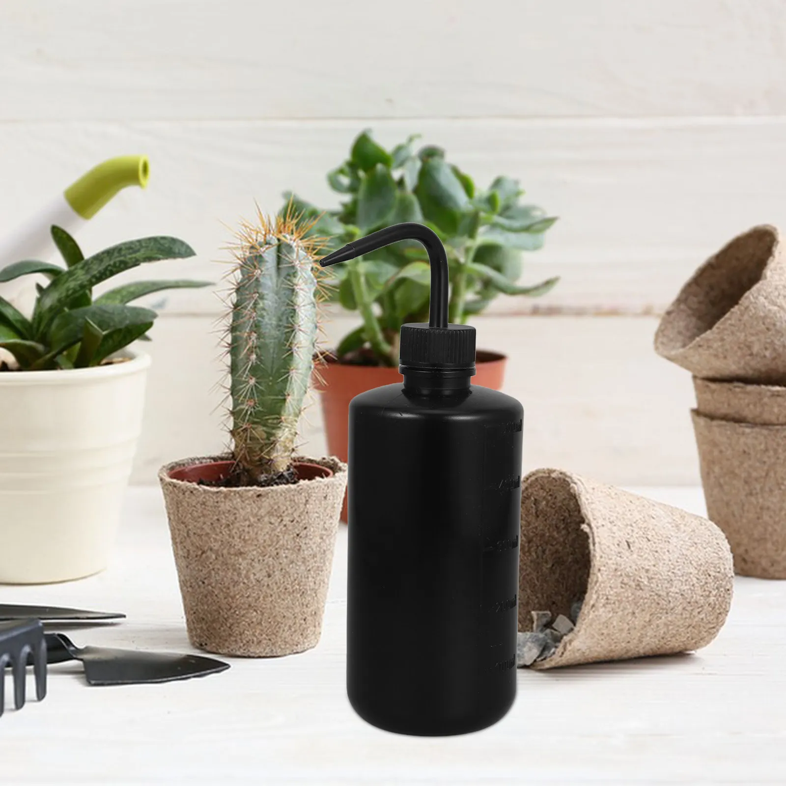 2Pcs 500Ml Squeeze Bottle with Curved Spout Portable Plastic Watering Bottle for Succulent Care Plant Irrigation Eyelash Wash