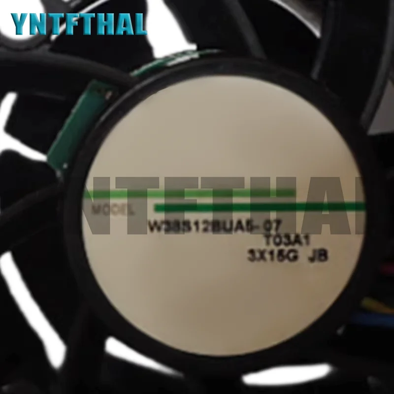 

W38S12BUA5-07 38*38*28 12 В 0,70 А 4-линейный небольшой вентилятор