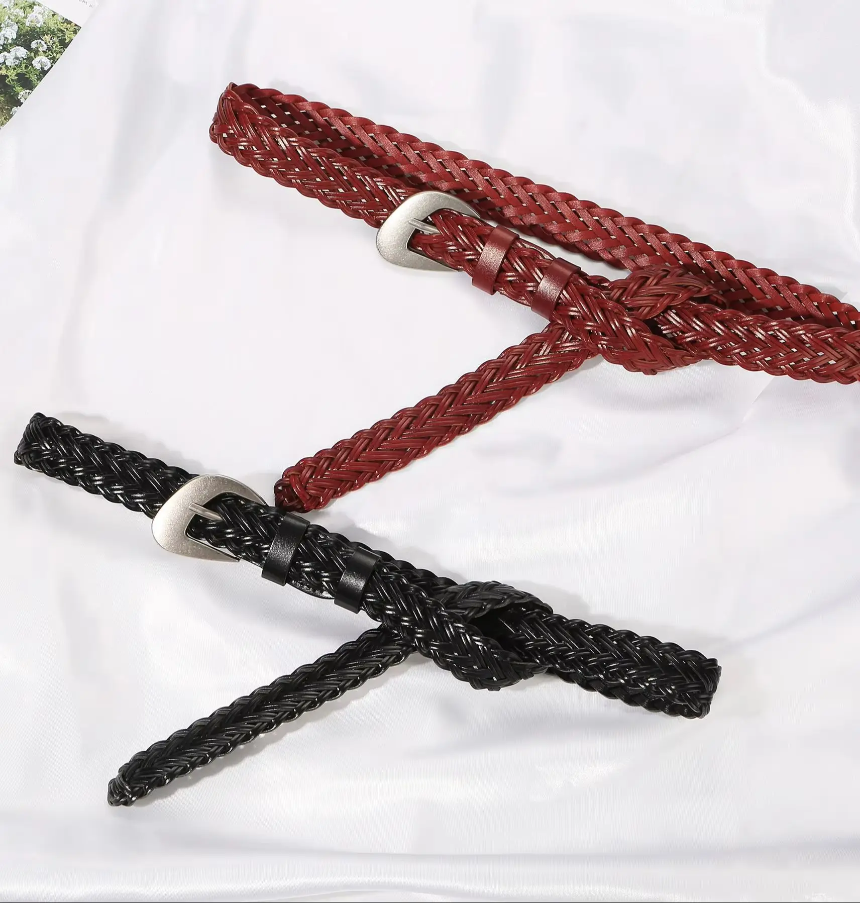 

Fashion Womens Braided Waist Belt for Dress and Shirt Pants Skinny Woven Strap Vintage Ladies Metal Buckle Leather Waistband
