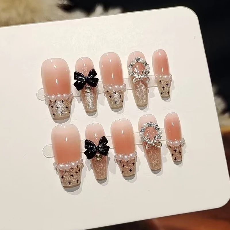 10Pcs French Sweet Cool Spicy Girl Light Luxury with Diamonds and Bowknot High-end Temperament Nail Art Press on Nails Fake Nail