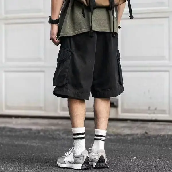 Koreanischer Stil ins Street Personality Sport Fünf-Punkt-Hosen Herren vielseitige y2k lose Multi-Pocket-Shorts mit weitem Bein