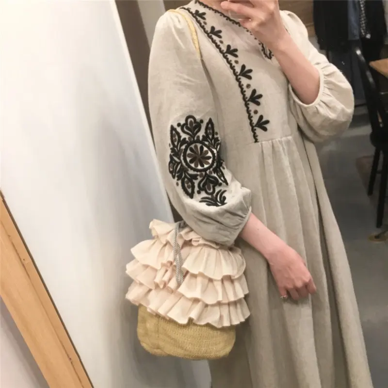 Arazooyi French Vintage Embroidery Stylish Autumn Simple Lantern Sleeves Literature Retro Female Fresh All Match Long Dresses