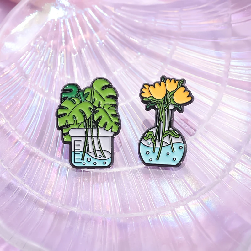 Beautify Plant Flower Vase Brooch Enamel Pins Funny Cute Metal Brooches Backpack Lapel Badge Decoration Jewelry Gift for Friends