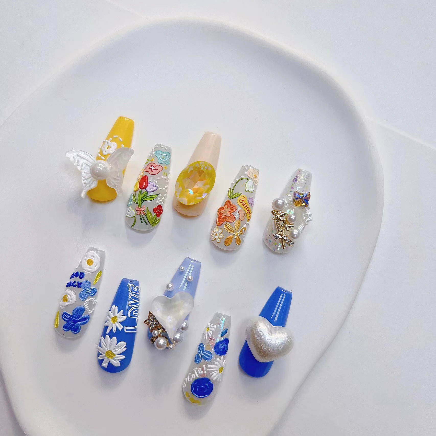 1 piece of 5D high quality embossed nail art sticker self-adhesive embossed delicate crayon flower design nail decal decoration