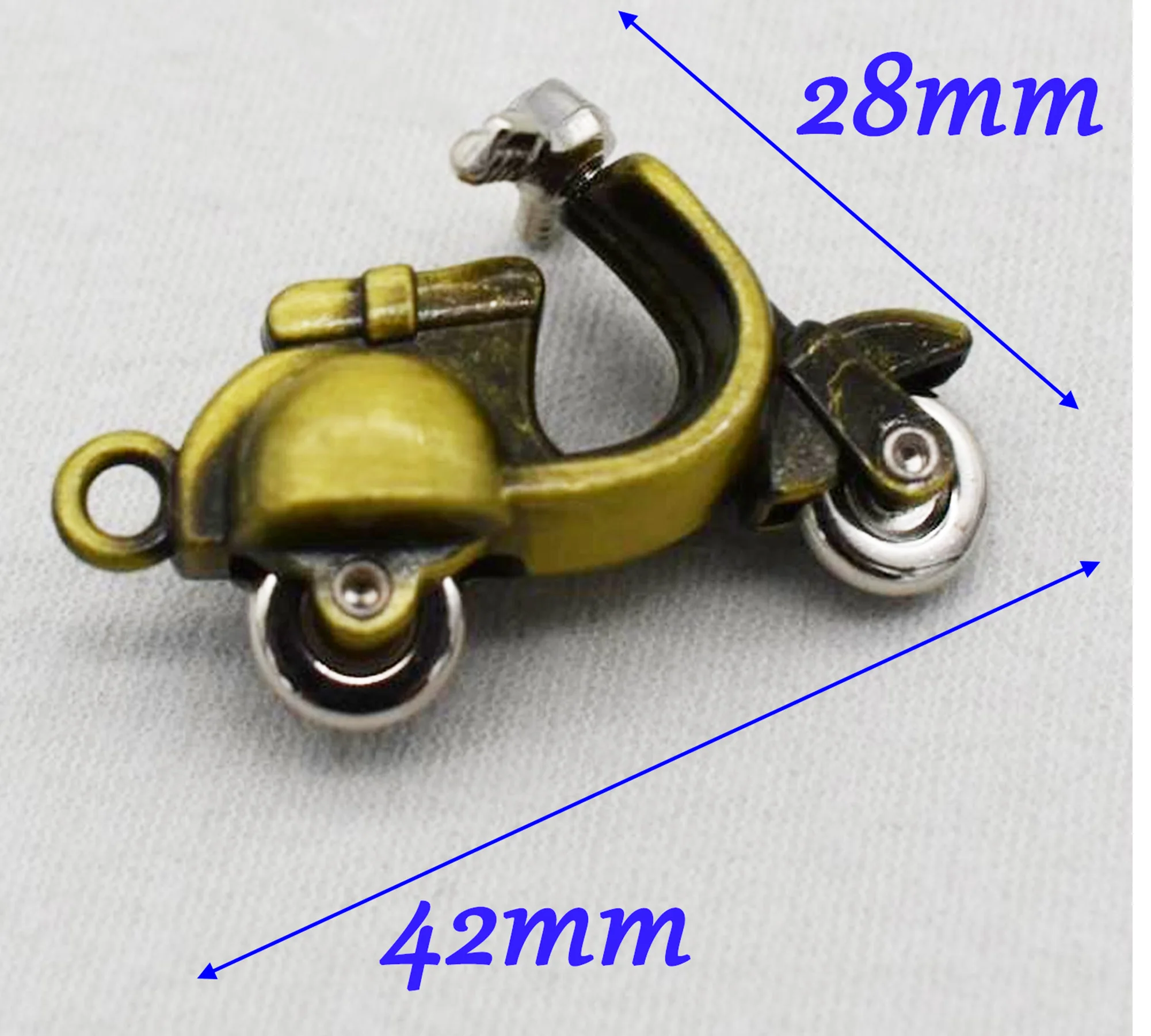 Mini Child Motor Metal Motor Cycle Pendant Mini Motorcycle Model Motor Showpiece Gift Perfect Gift Model Toy for Children