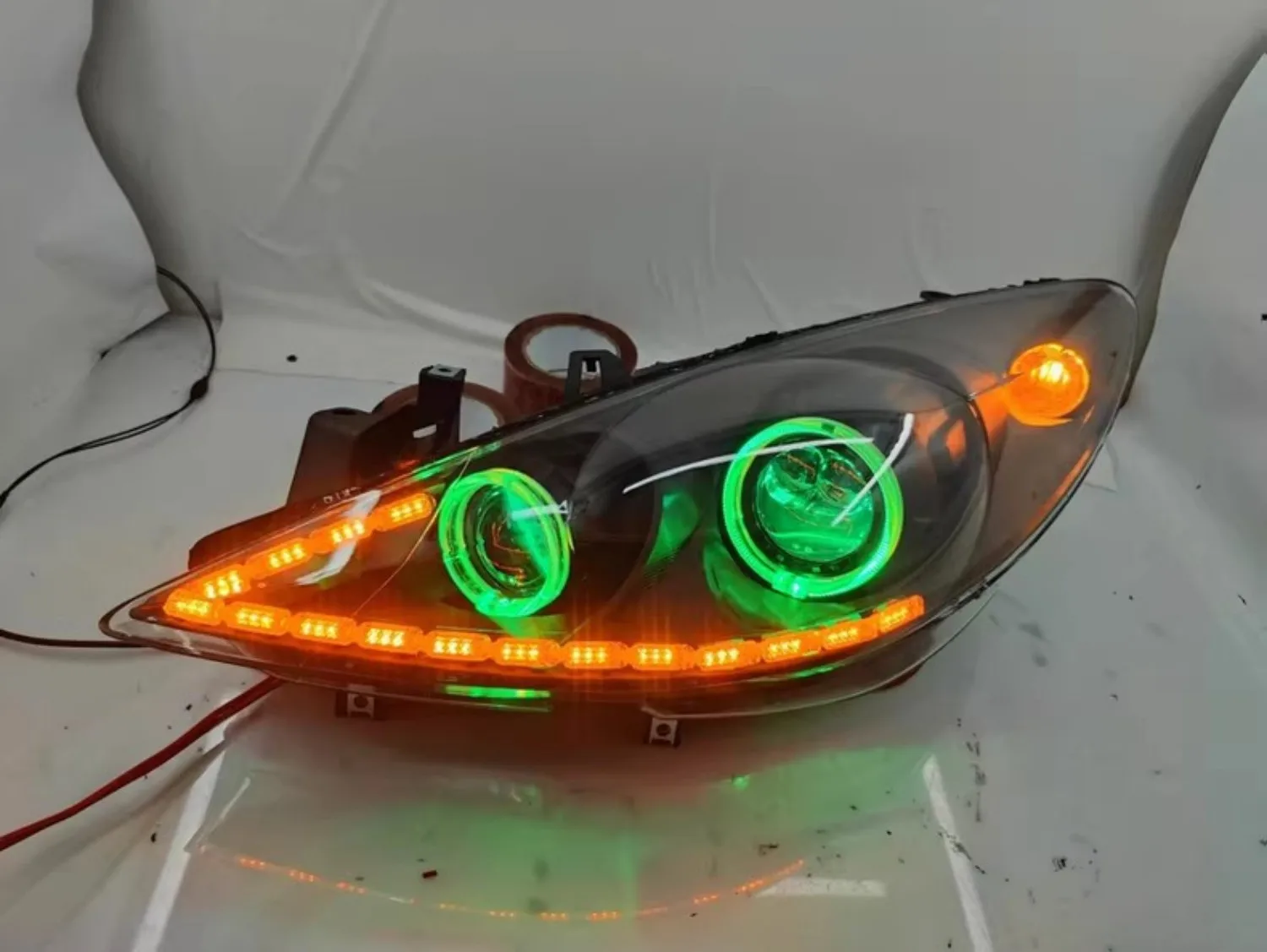 

LED dual-beam lens Headlight for Peugeot 307 Angel Eyes Daytime Running Light DRL Head lamp Low High Beam Turn signal