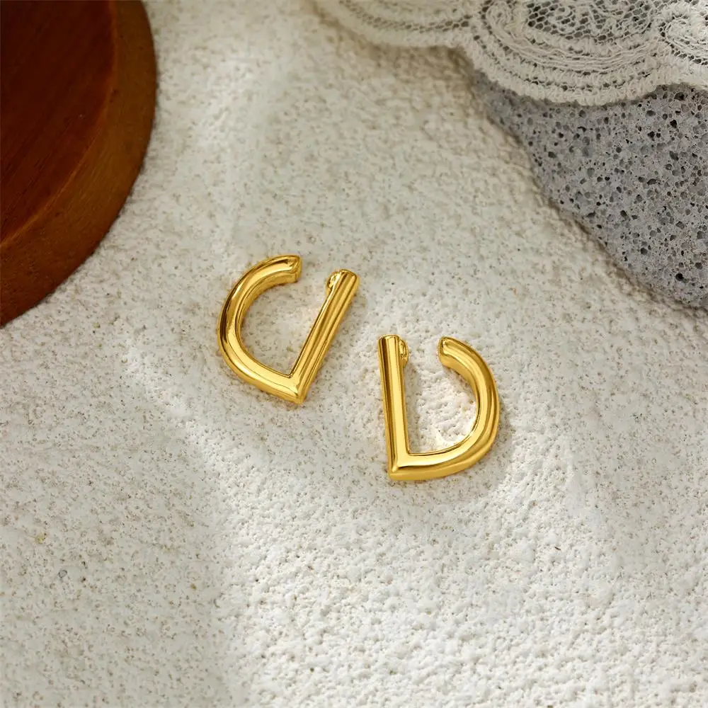 Minimalist D-shape Earclip for Women Waterproof 18K Gold Plated Stainless Steel Clip Earrings Creative Jewelry Gifts Wholesale